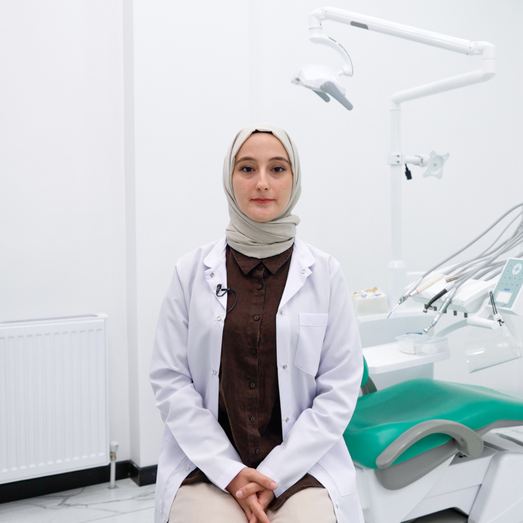 Dt. İpek Hazal Yanmaz